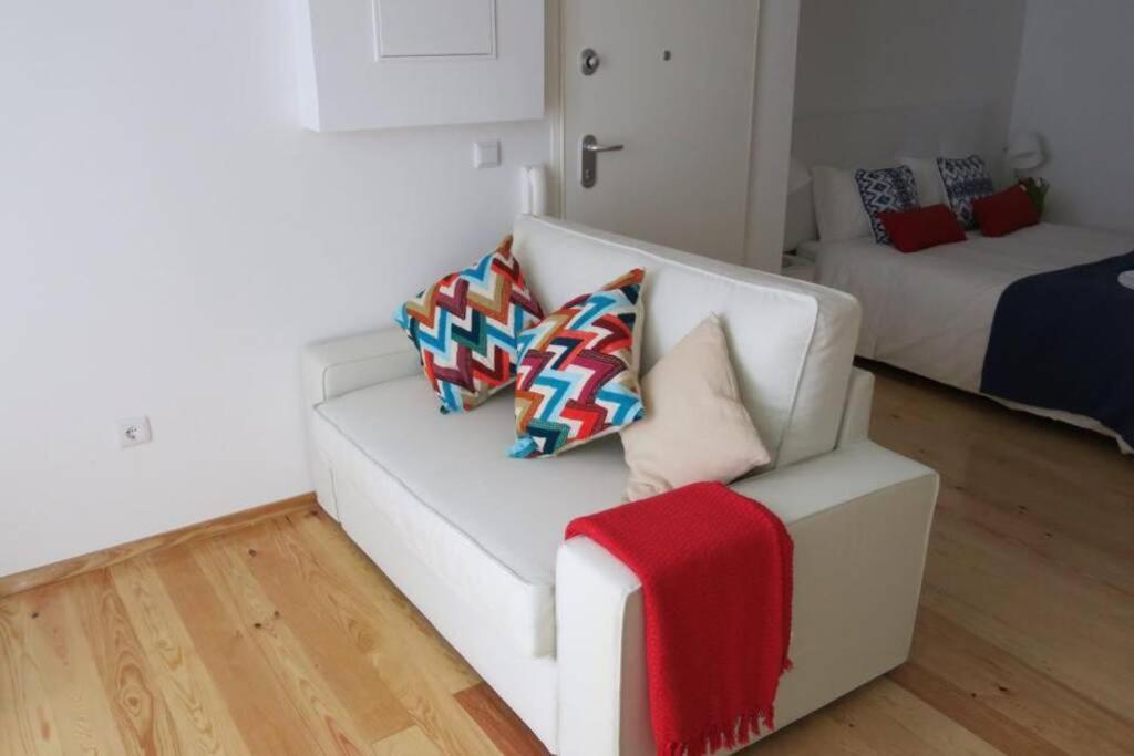Charming Studio In Mouraria Lisbon Luaran gambar