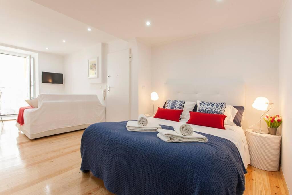 Charming Studio In Mouraria Lisbon Luaran gambar