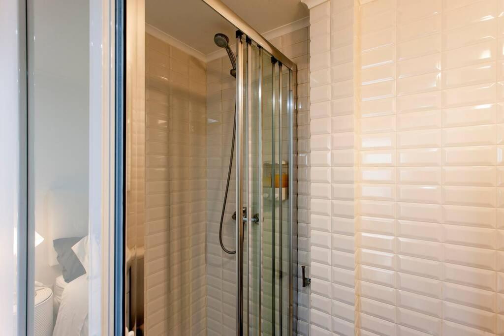 Charming Studio In Mouraria Lisbon Luaran gambar